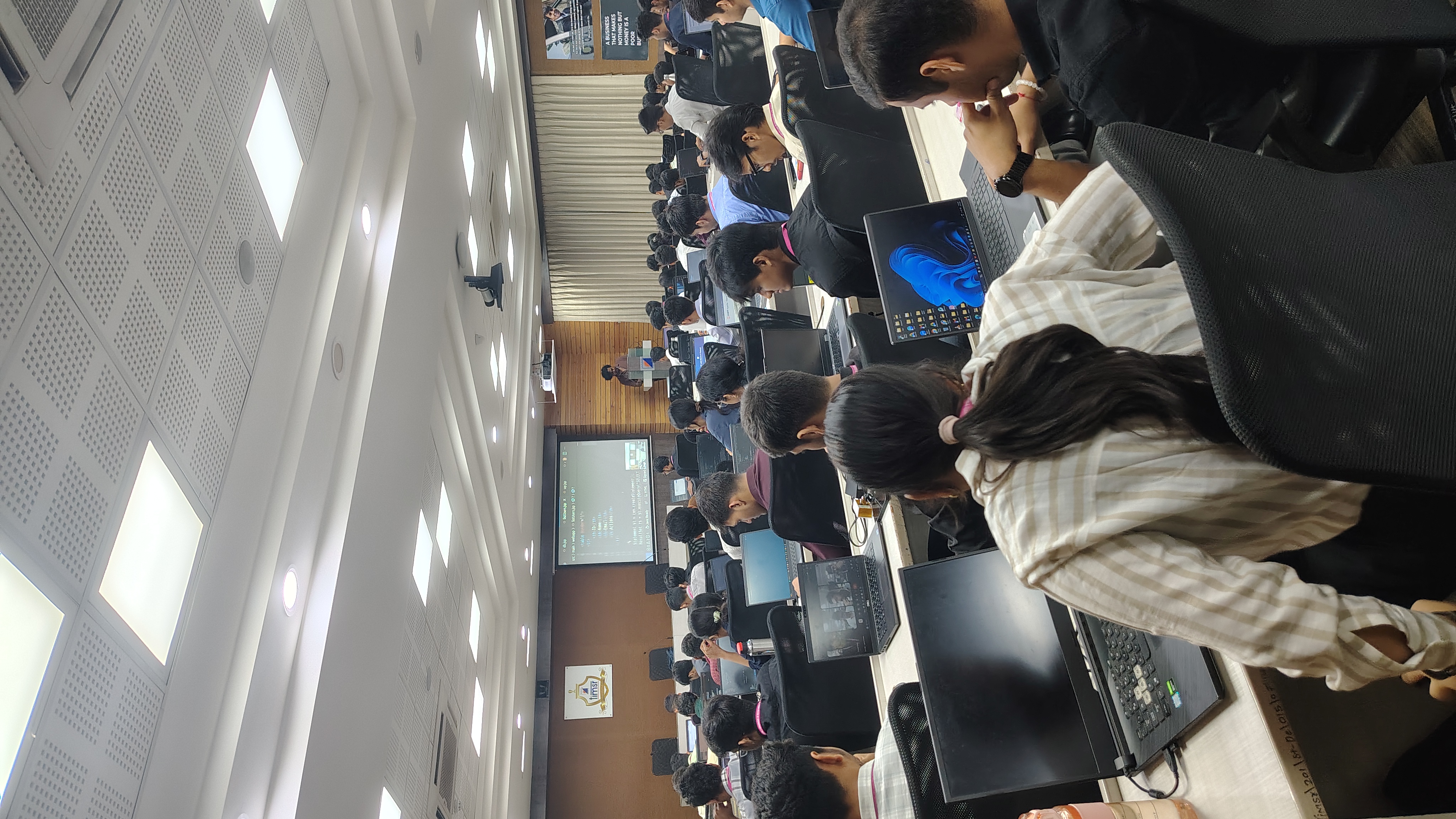 Large audience attending Shailesh Sonare's technical training